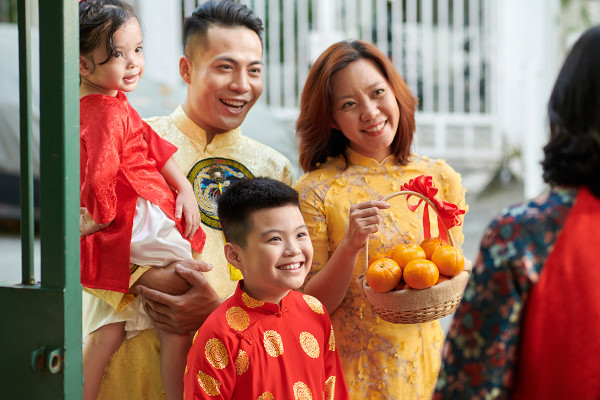 Vì sao người Việt thường "xuất hành đầu năm"?